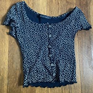 Brandy Melville Crop Top